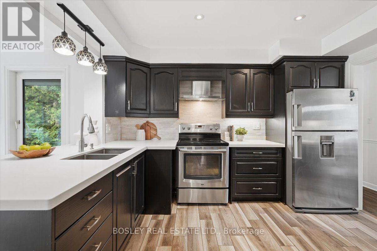 1841 Fairport Road Property Photo 8