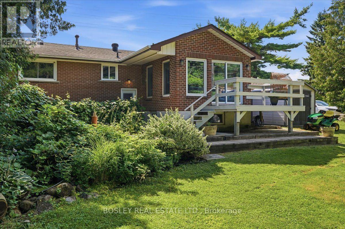 1841 Fairport Road Property Photo 34