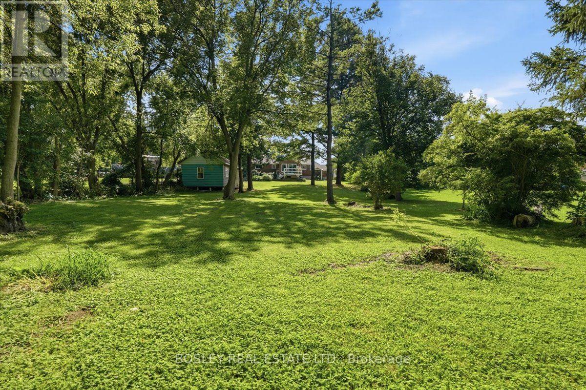 1841 Fairport Road Property Photo 39