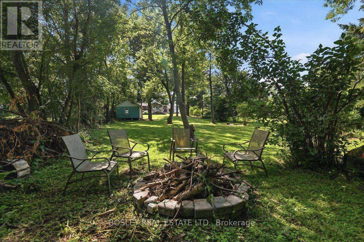 1841 Fairport Road Property Photo 40