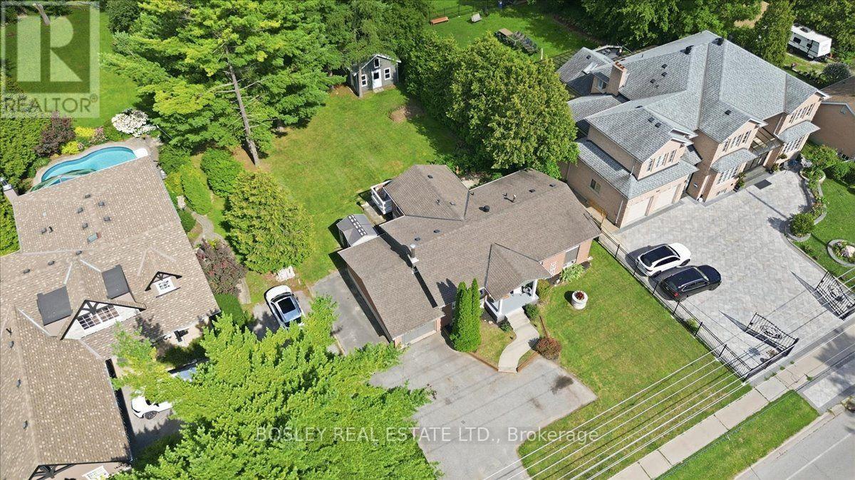 1841 Fairport Road Property Photo 43