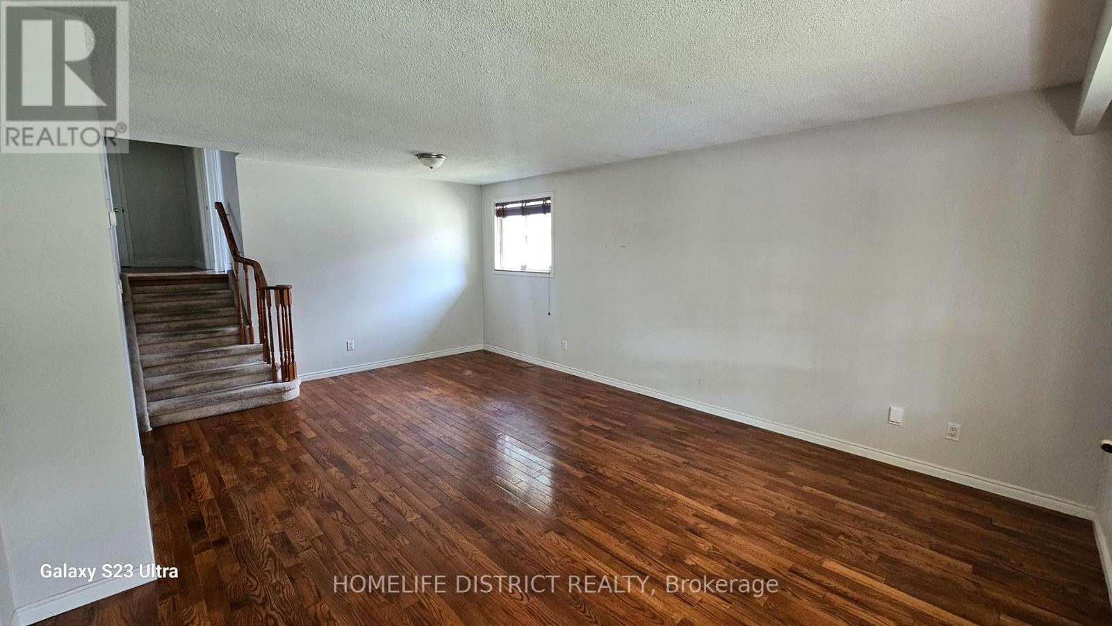 912 Exeter Street Property Photo 3