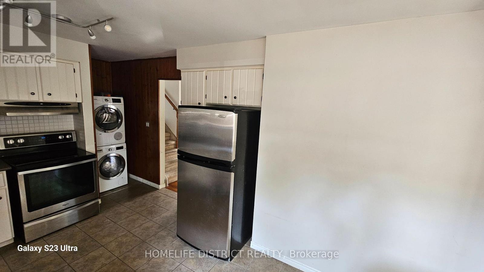 912 Exeter Street Property Photo 6