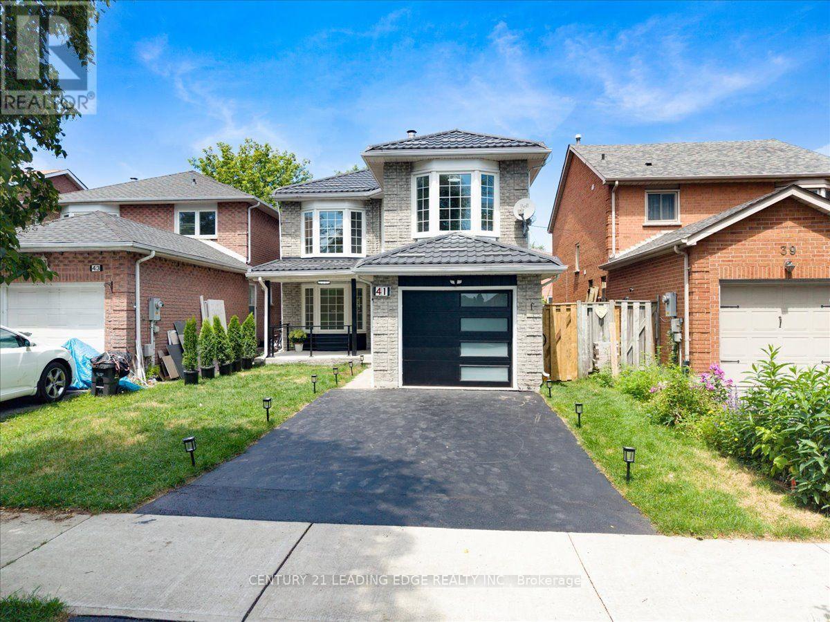 41 Graybark Crescent Property Photo 1