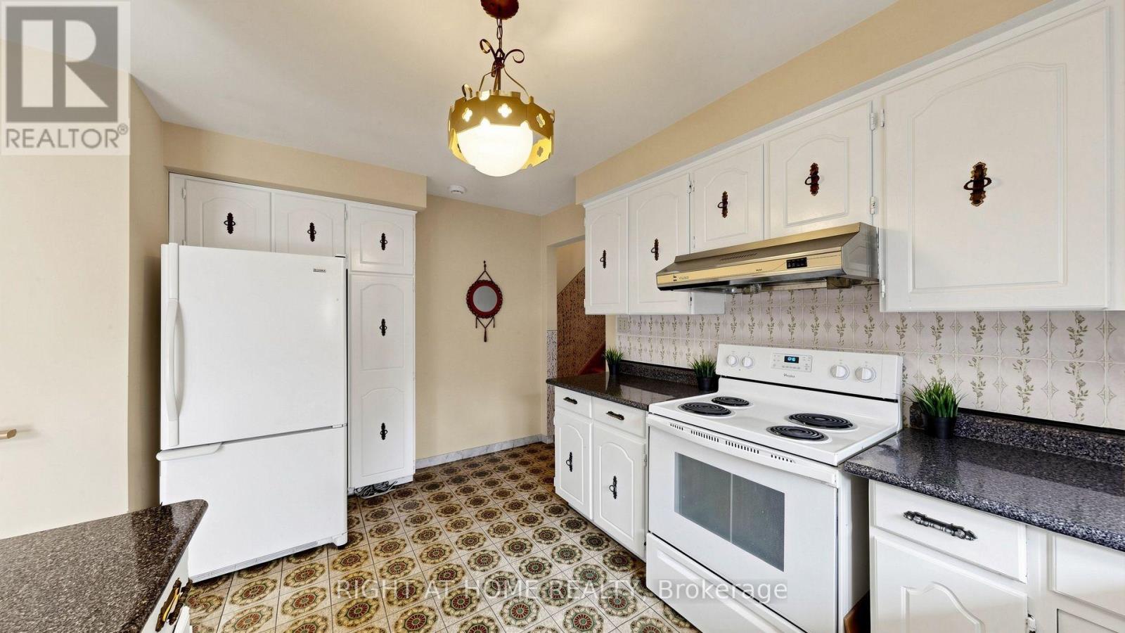 20 Torrens Avenue Property Photo 7