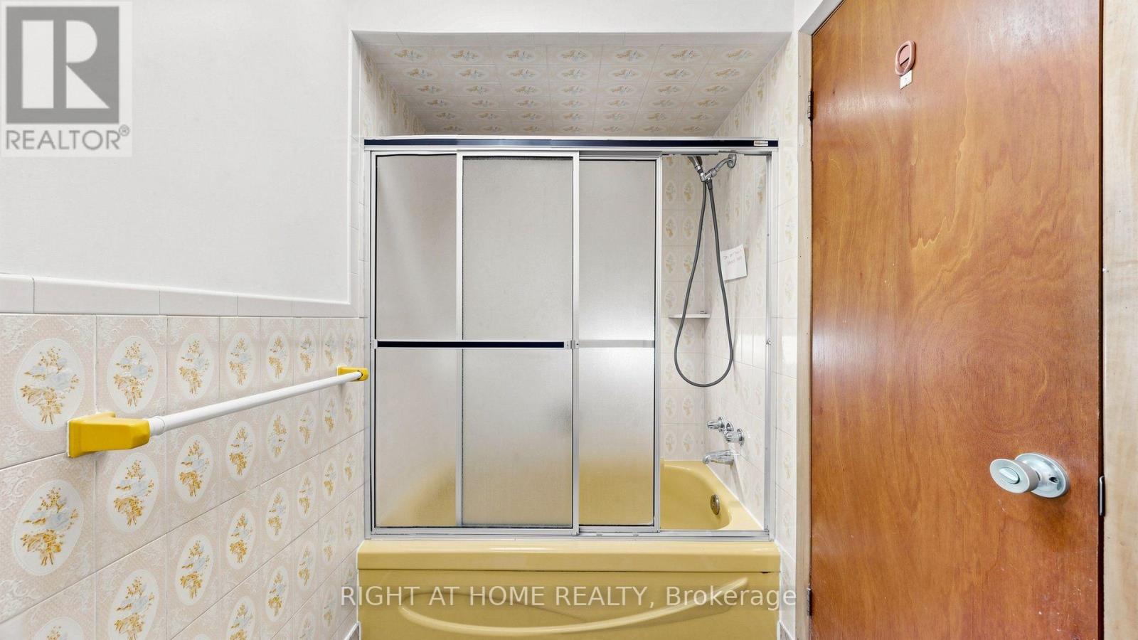 20 Torrens Avenue Property Photo 18