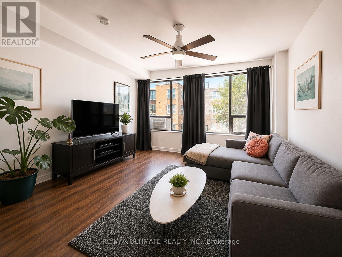617 Gerrard Street E Property Photo 15
