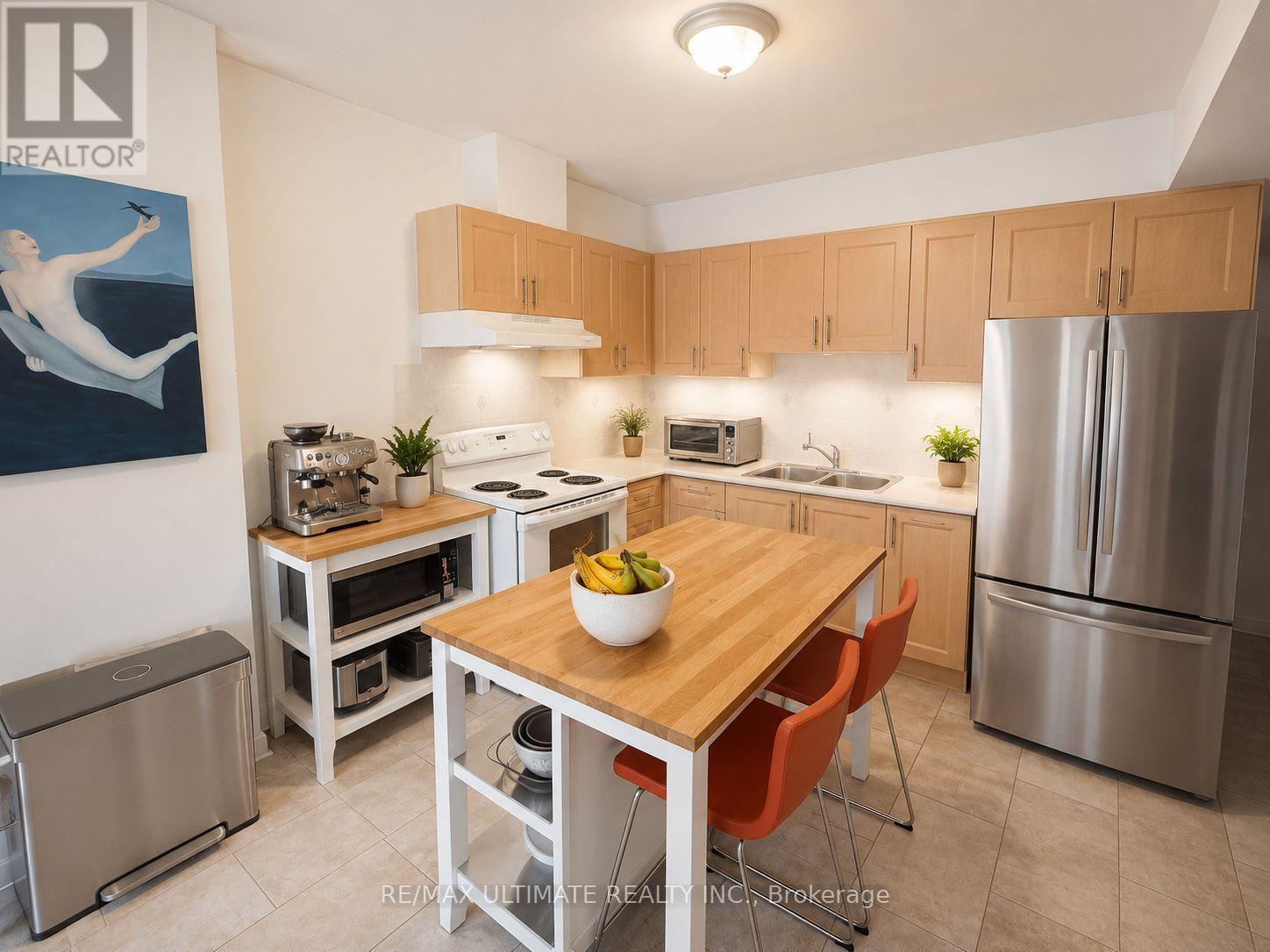 617 Gerrard Street E Property Photo 17