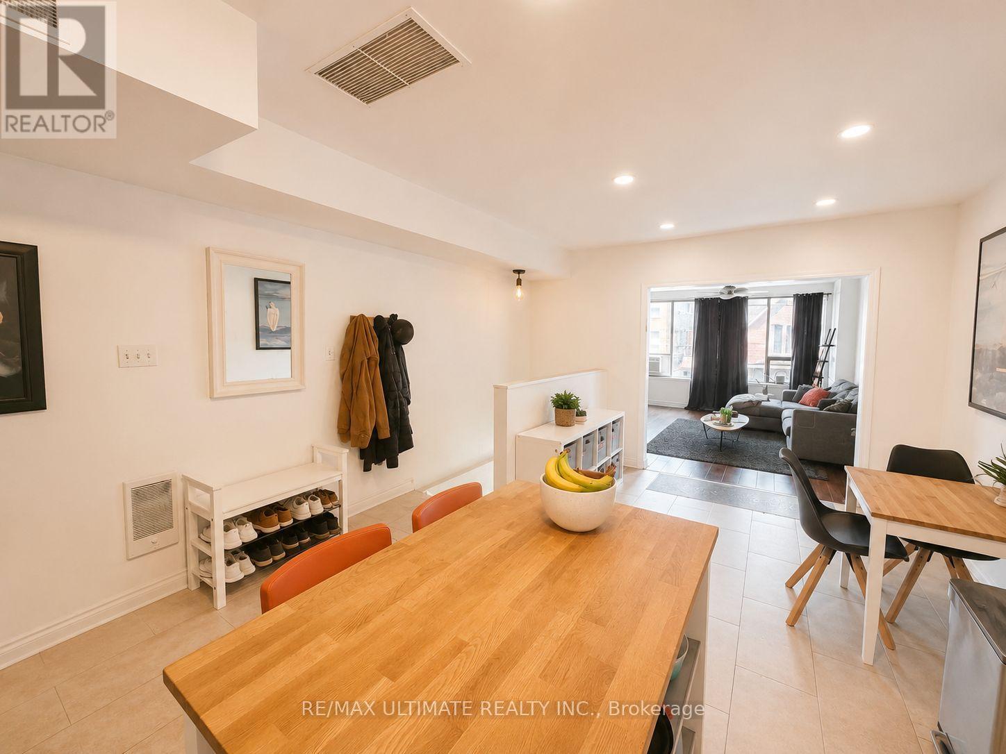 617 Gerrard Street E Property Photo 19