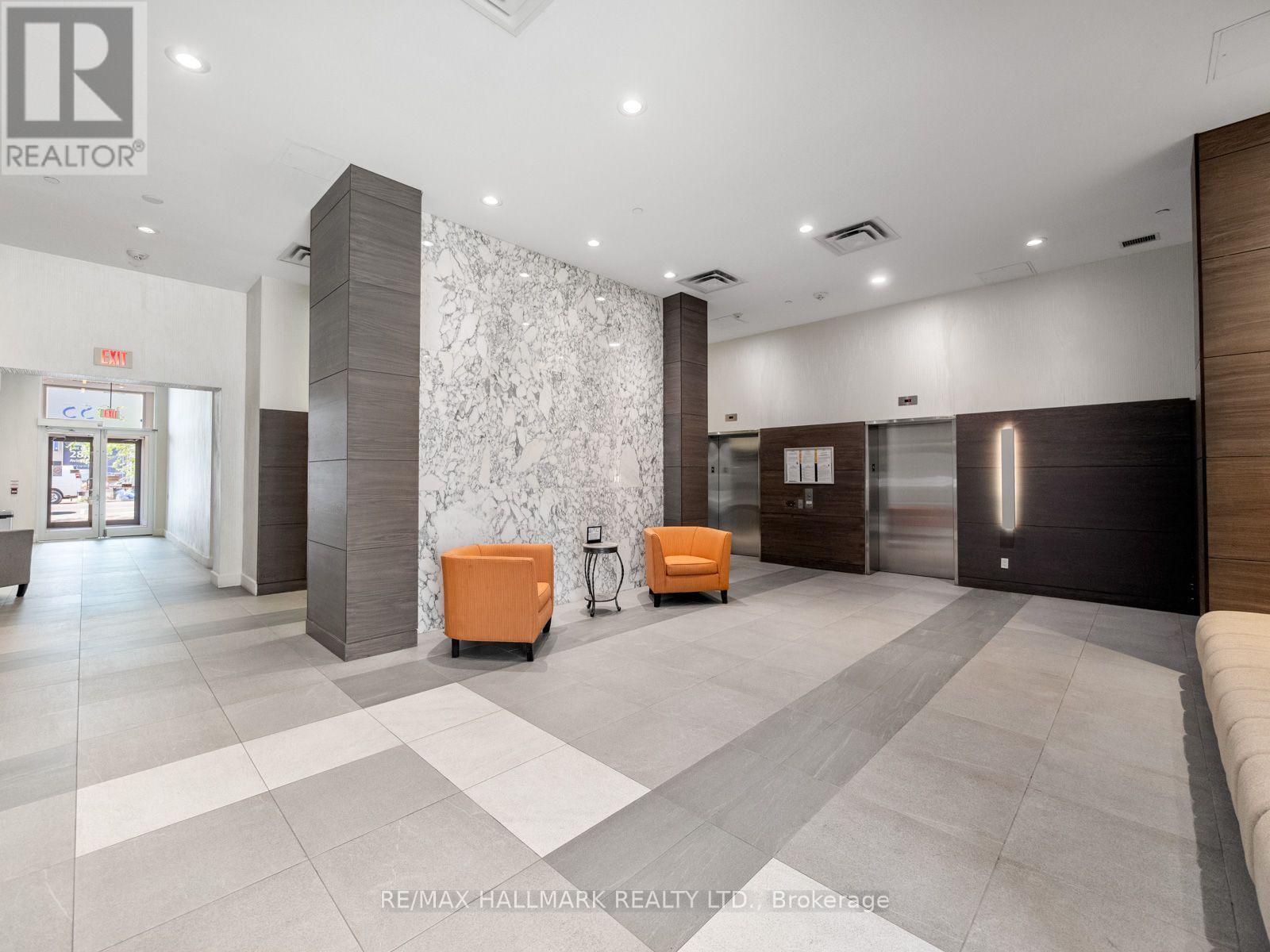 414 - 2055 Danforth Avenue Property Photo 2