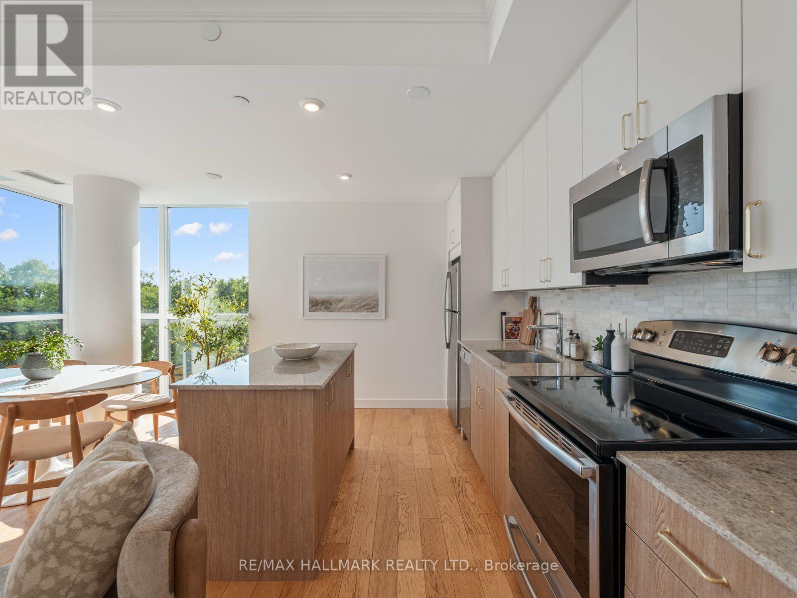 414 - 2055 Danforth Avenue Property Photo 20