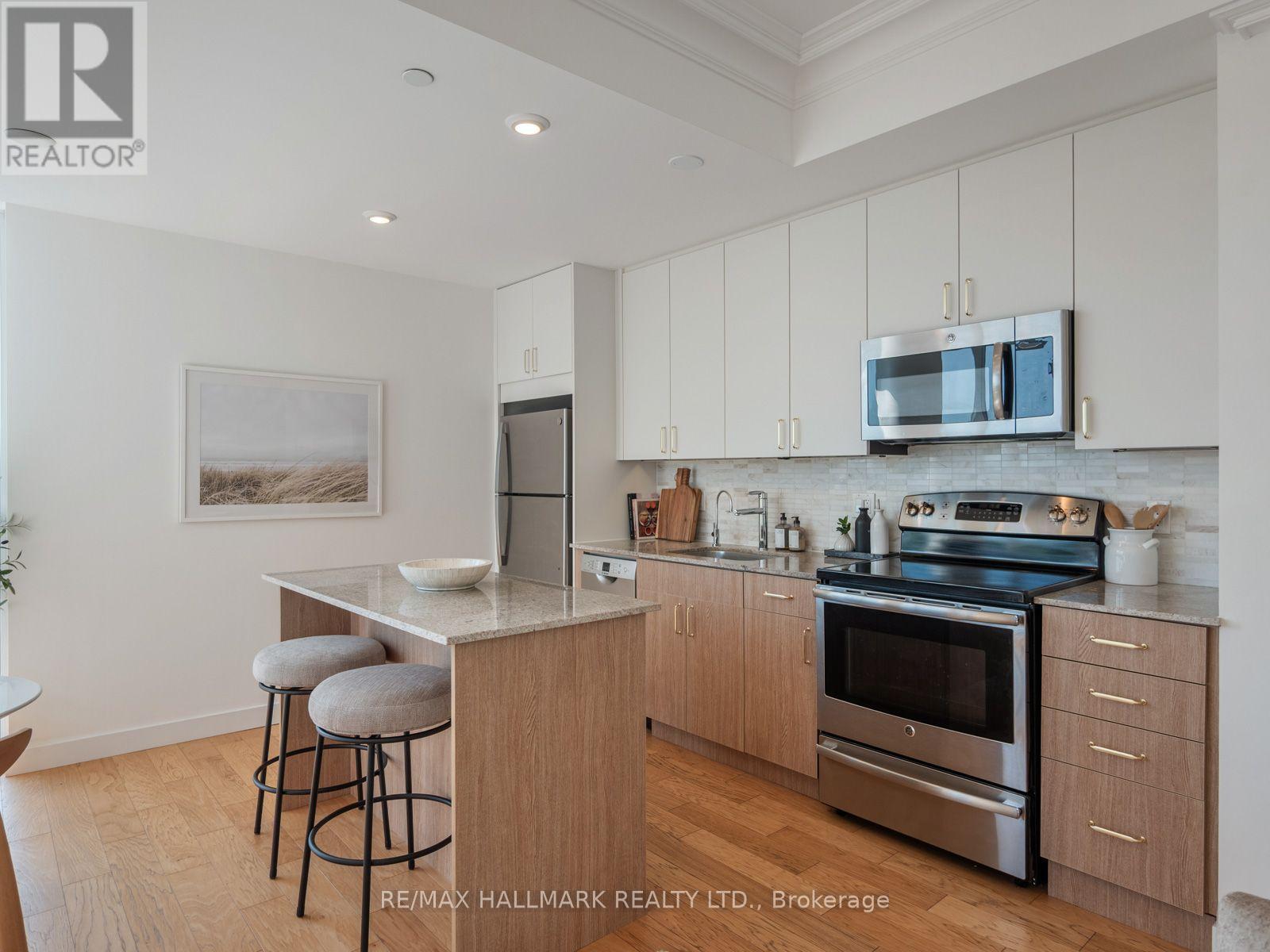 414 - 2055 Danforth Avenue Property Photo 24