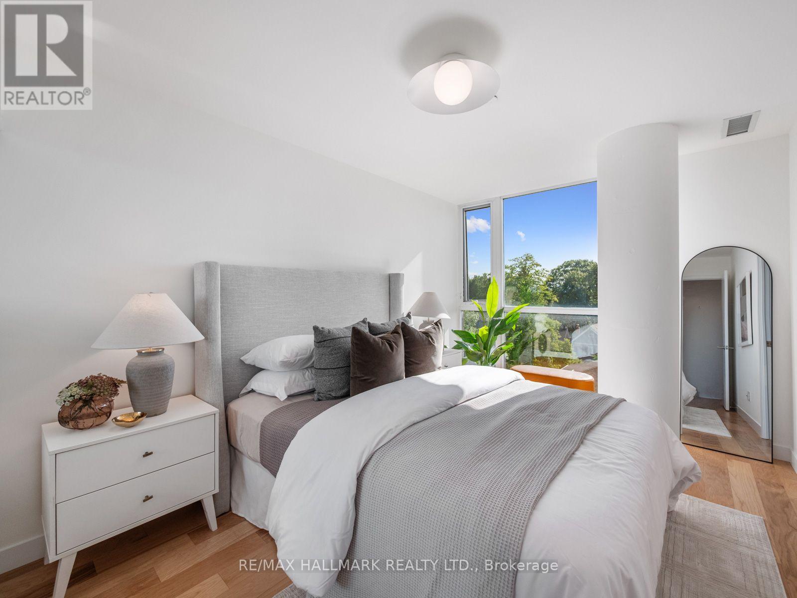 414 - 2055 Danforth Avenue Property Photo 26