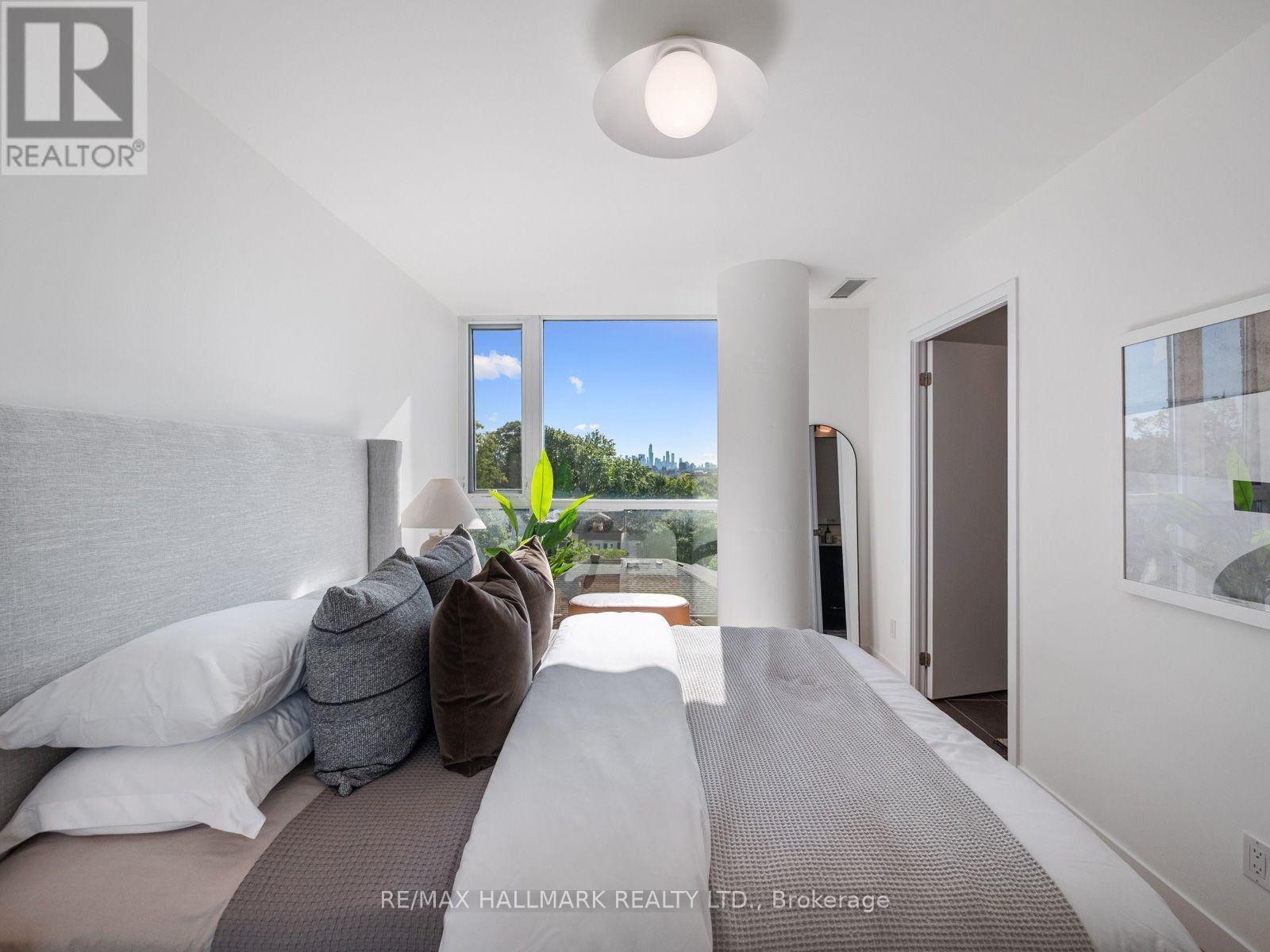 414 - 2055 Danforth Avenue Property Photo 27