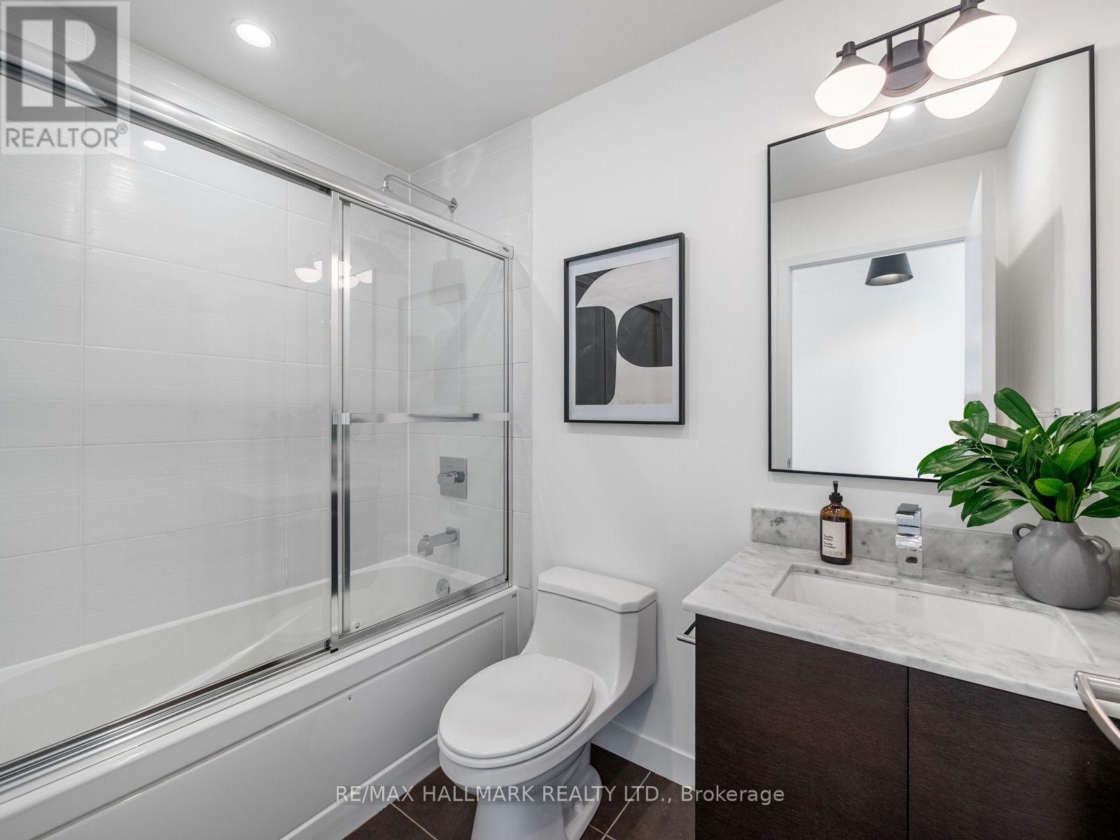 414 - 2055 Danforth Avenue Property Photo 36