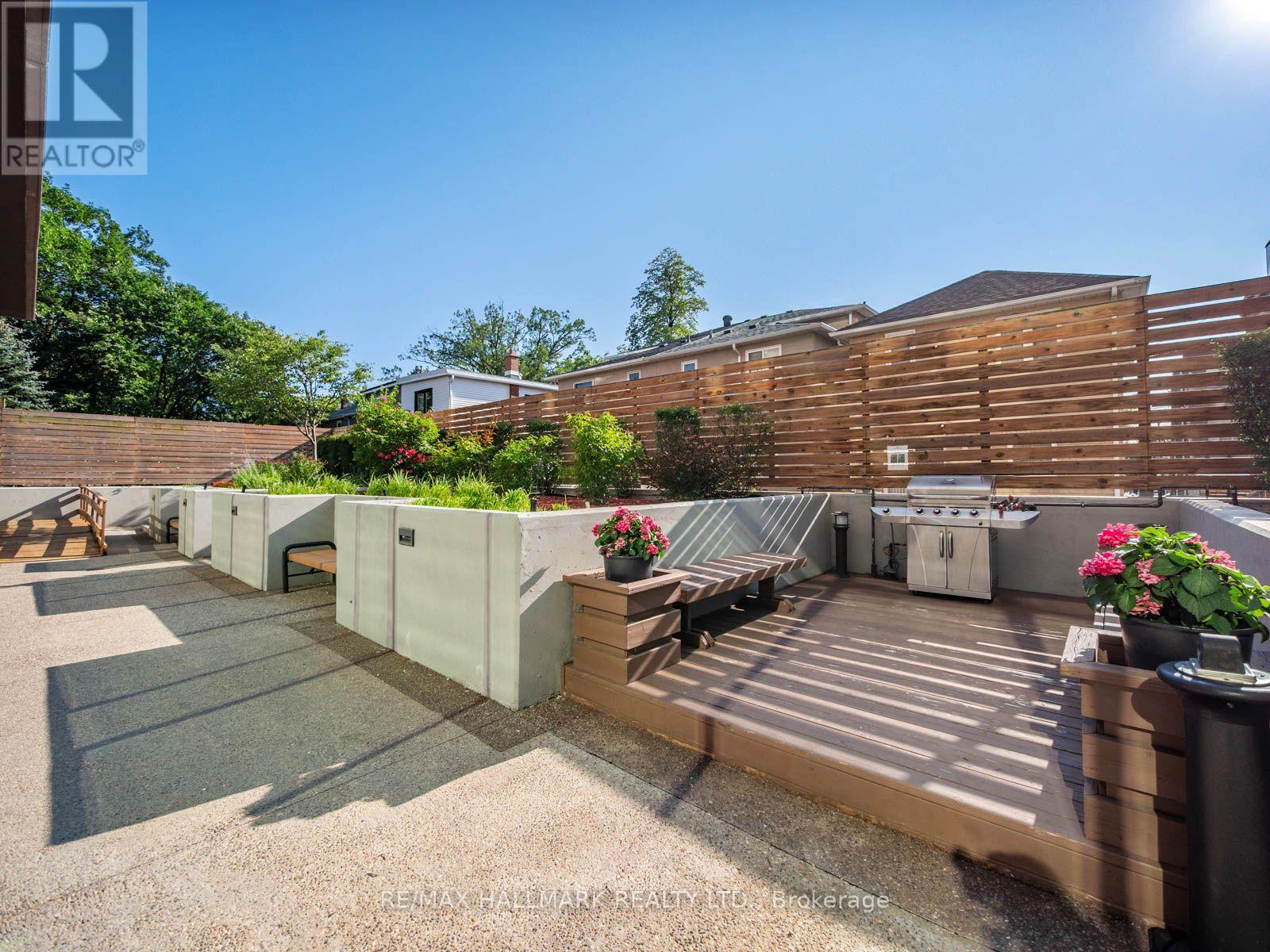 414 - 2055 Danforth Avenue Property Photo 45