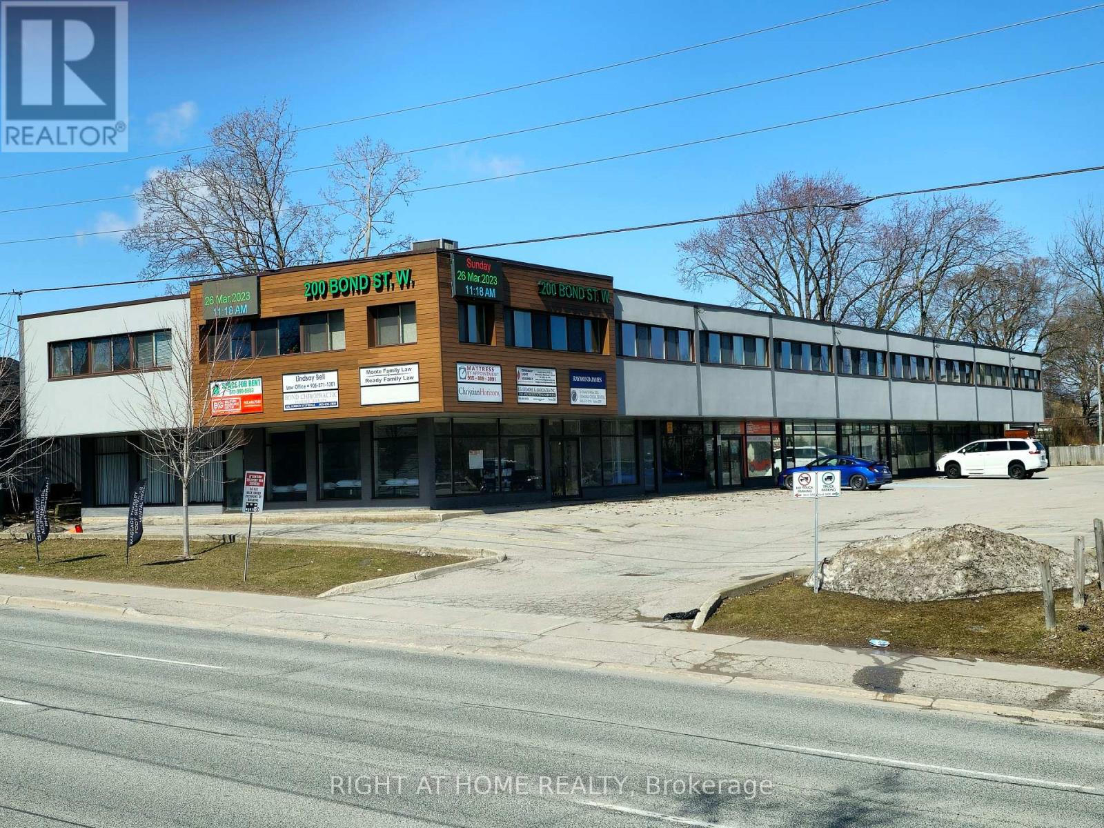 208 - 200 Bond Street W Property Photo 1