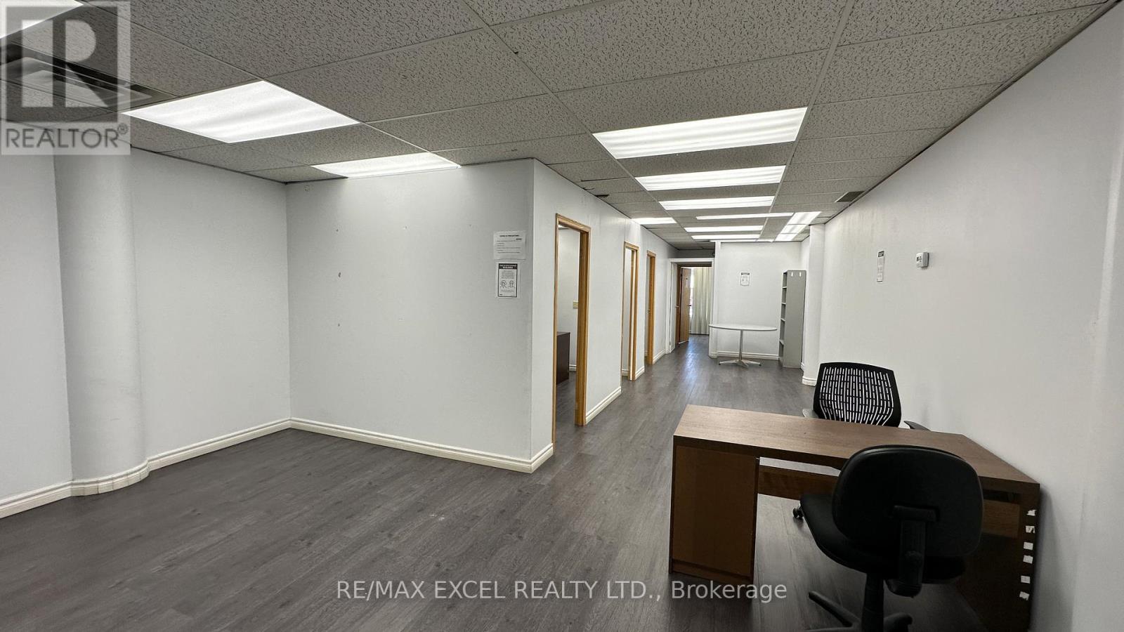 212 - 2425 Eglinton Avenue E Property Photo 5