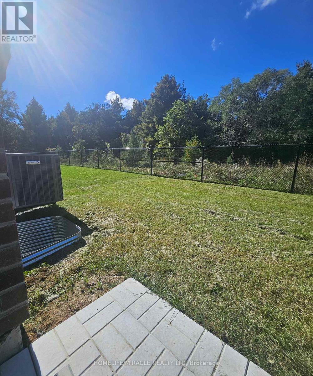 1869 Narcissus Gardens Property Photo 40