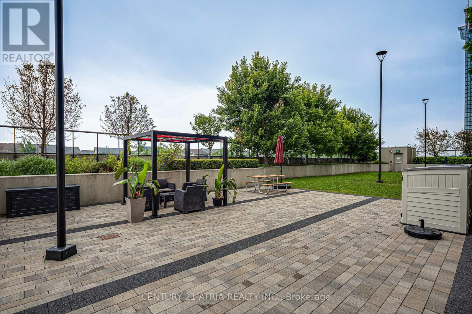 503 - 8 Trent Avenue Property Photo 21