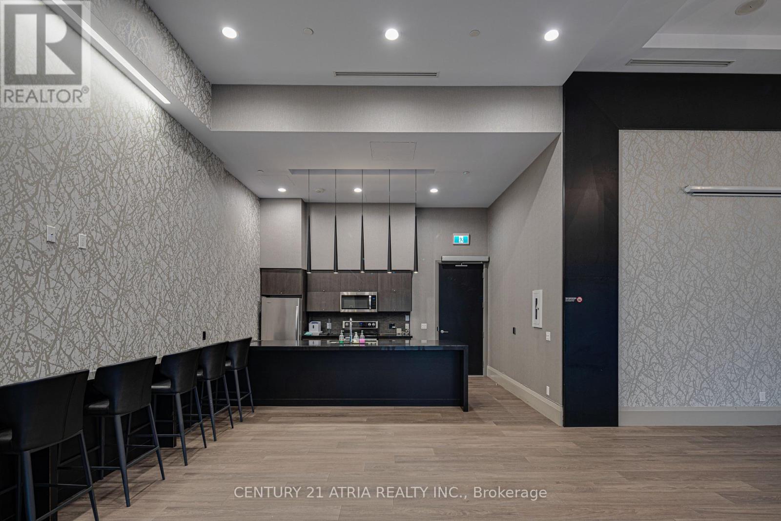 503 - 8 Trent Avenue Property Photo 25