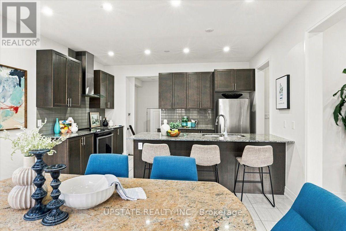 18 Blenheim Circle Property Photo 14