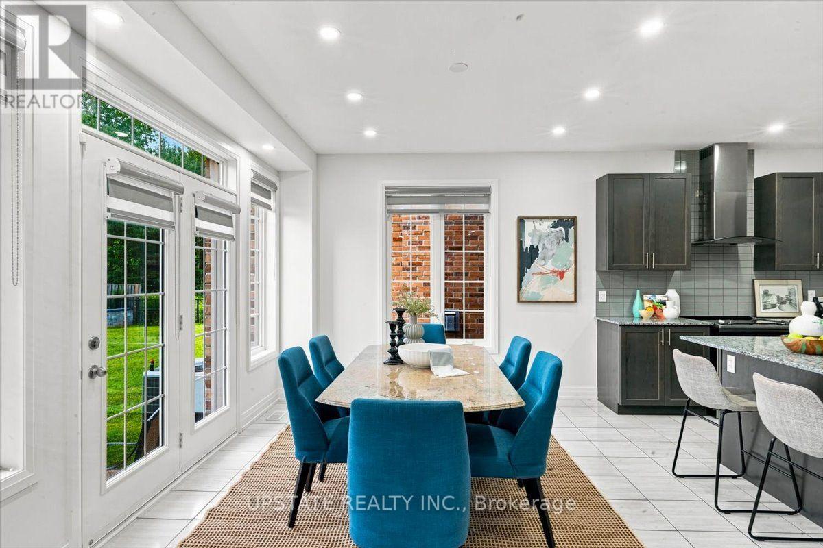 18 Blenheim Circle Property Photo 15
