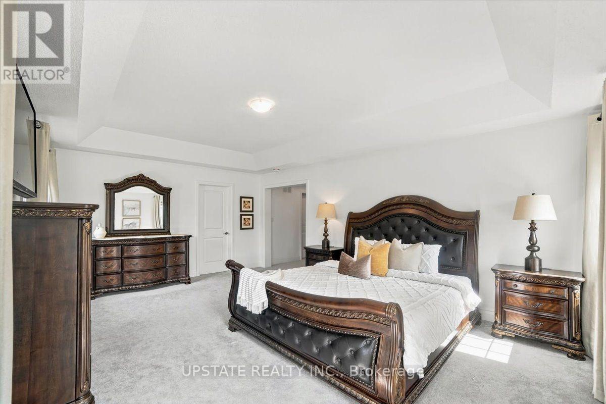 18 Blenheim Circle Property Photo 19