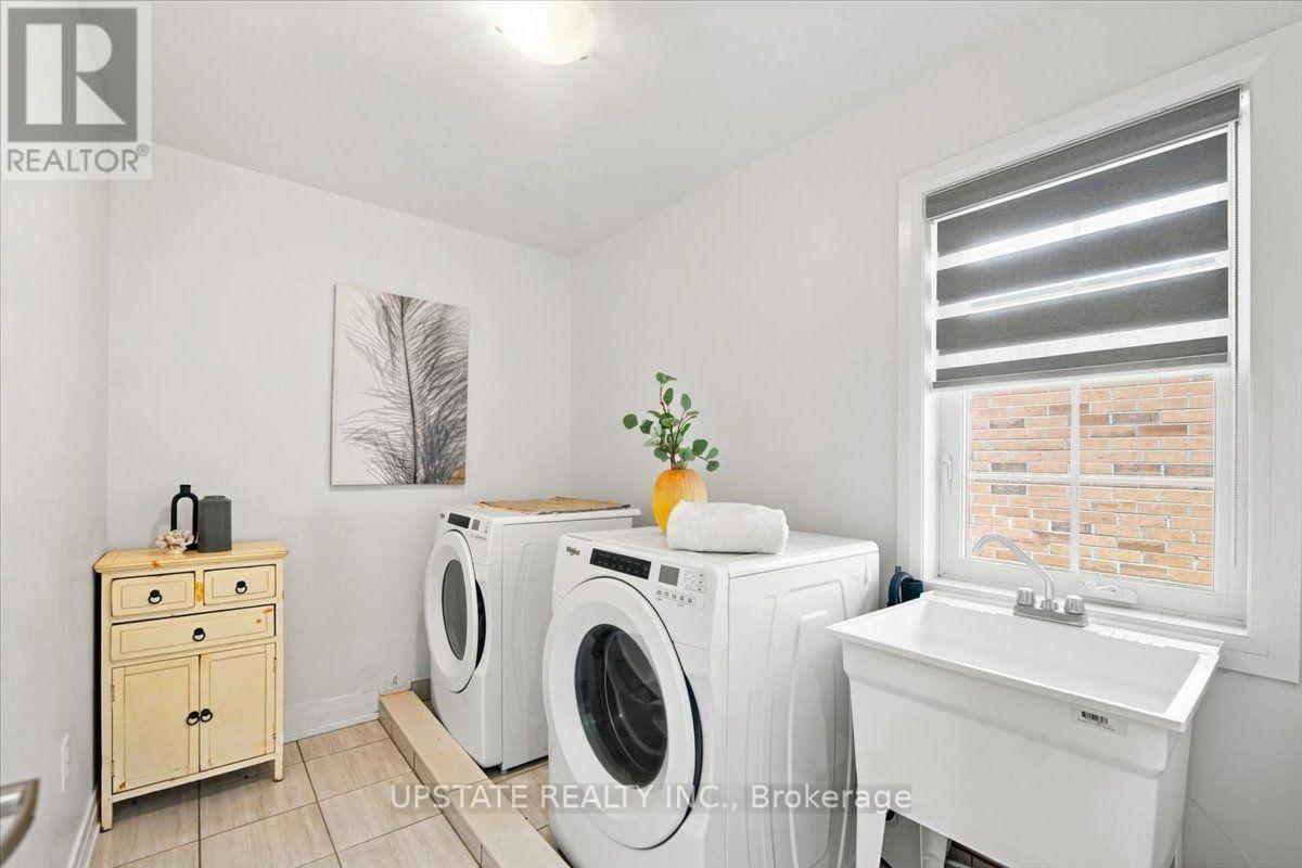 18 Blenheim Circle Property Photo 30