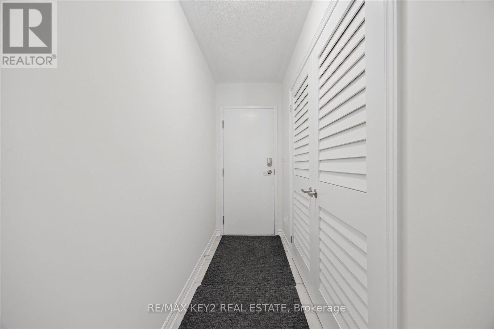 304 - 1034 Reflection Place Property Photo 33
