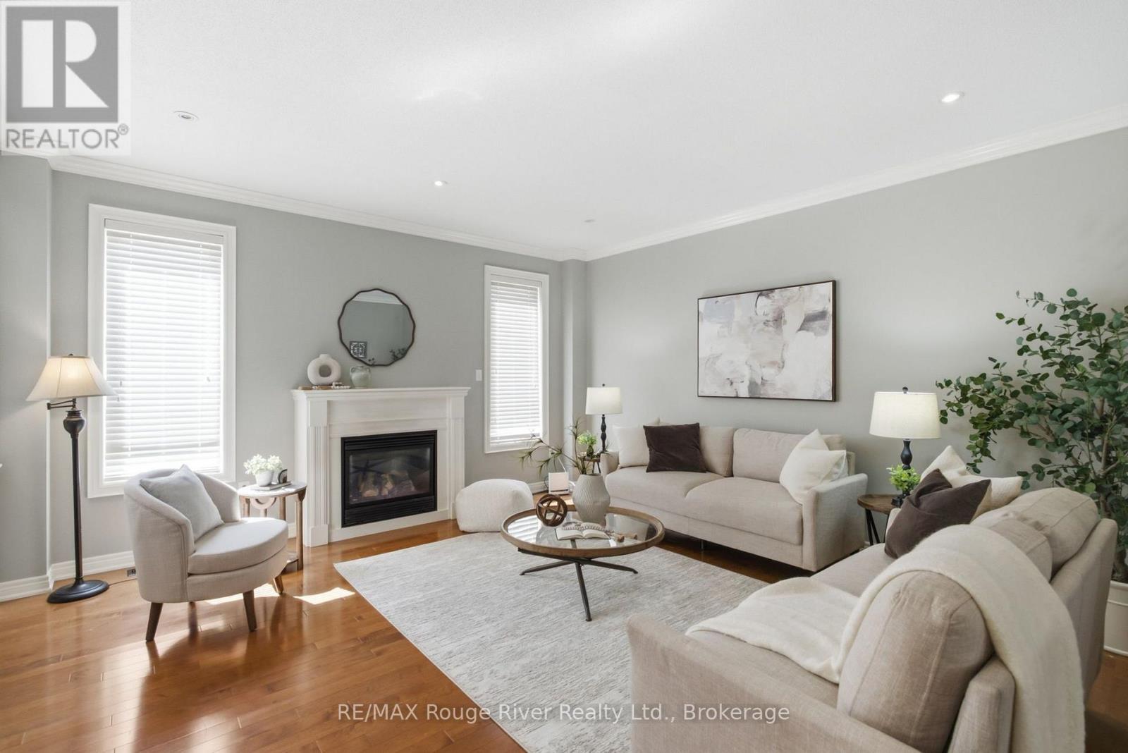 18 Rainbow Crescent Property Photo 7