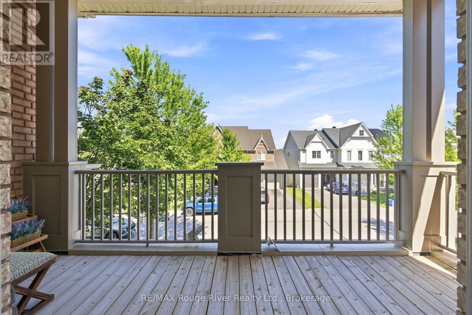 18 Rainbow Crescent Property Photo 20
