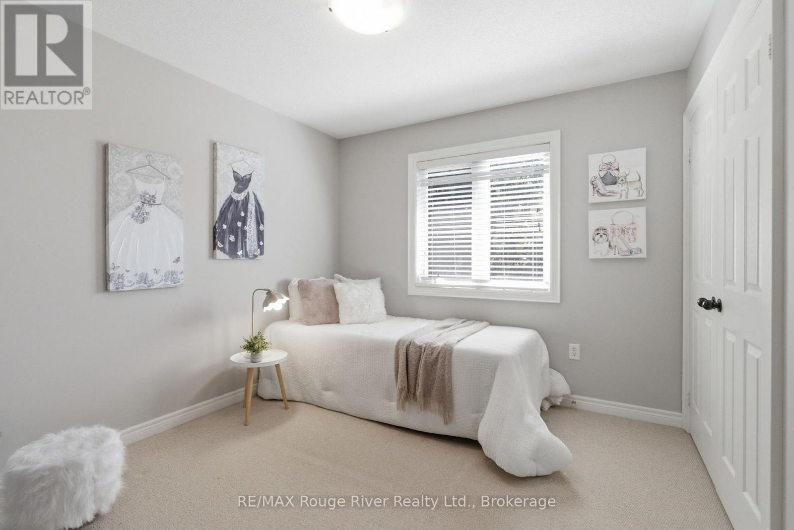 18 Rainbow Crescent Property Photo 29