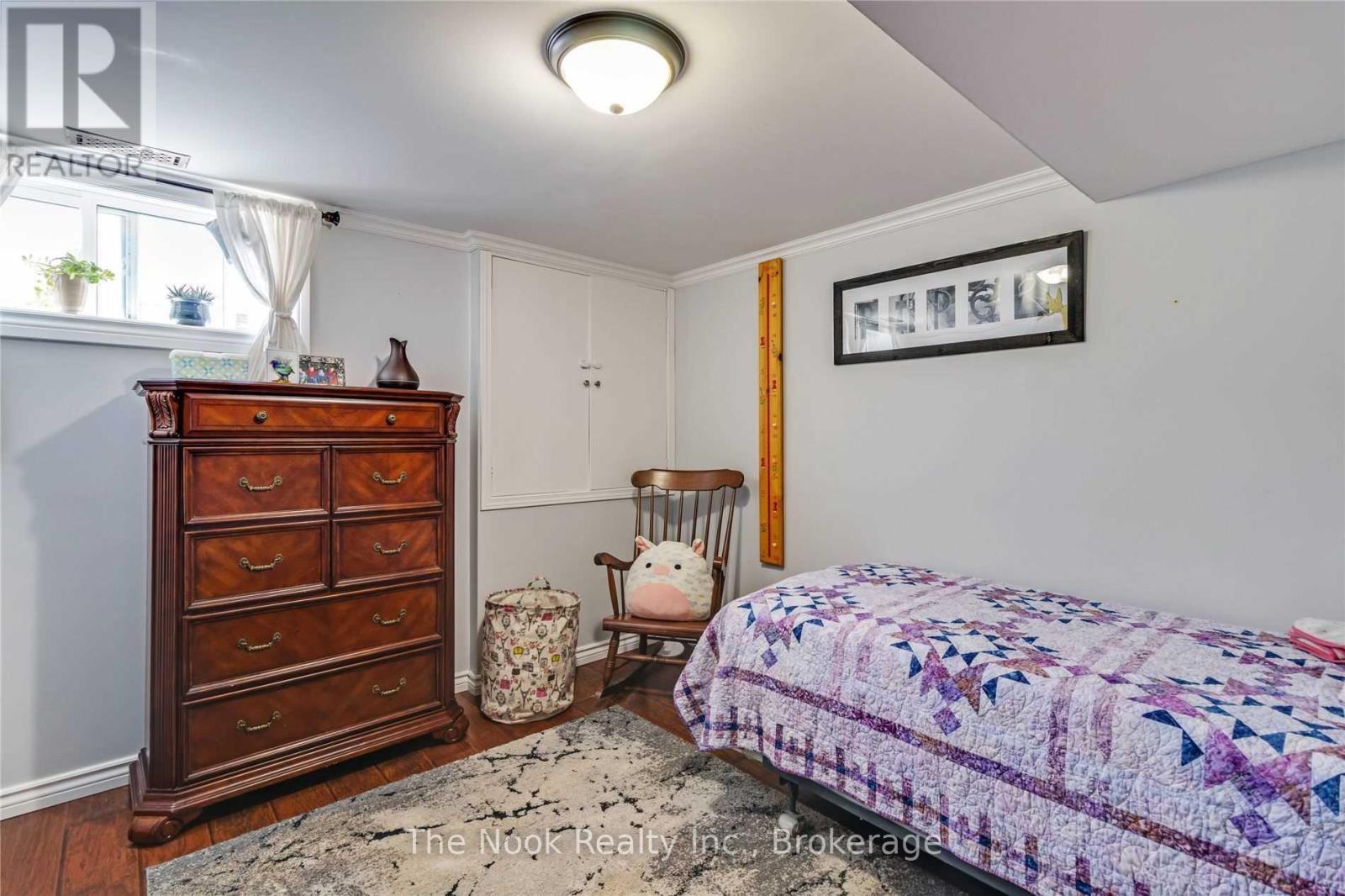 1321 Cedar Street Property Photo 23