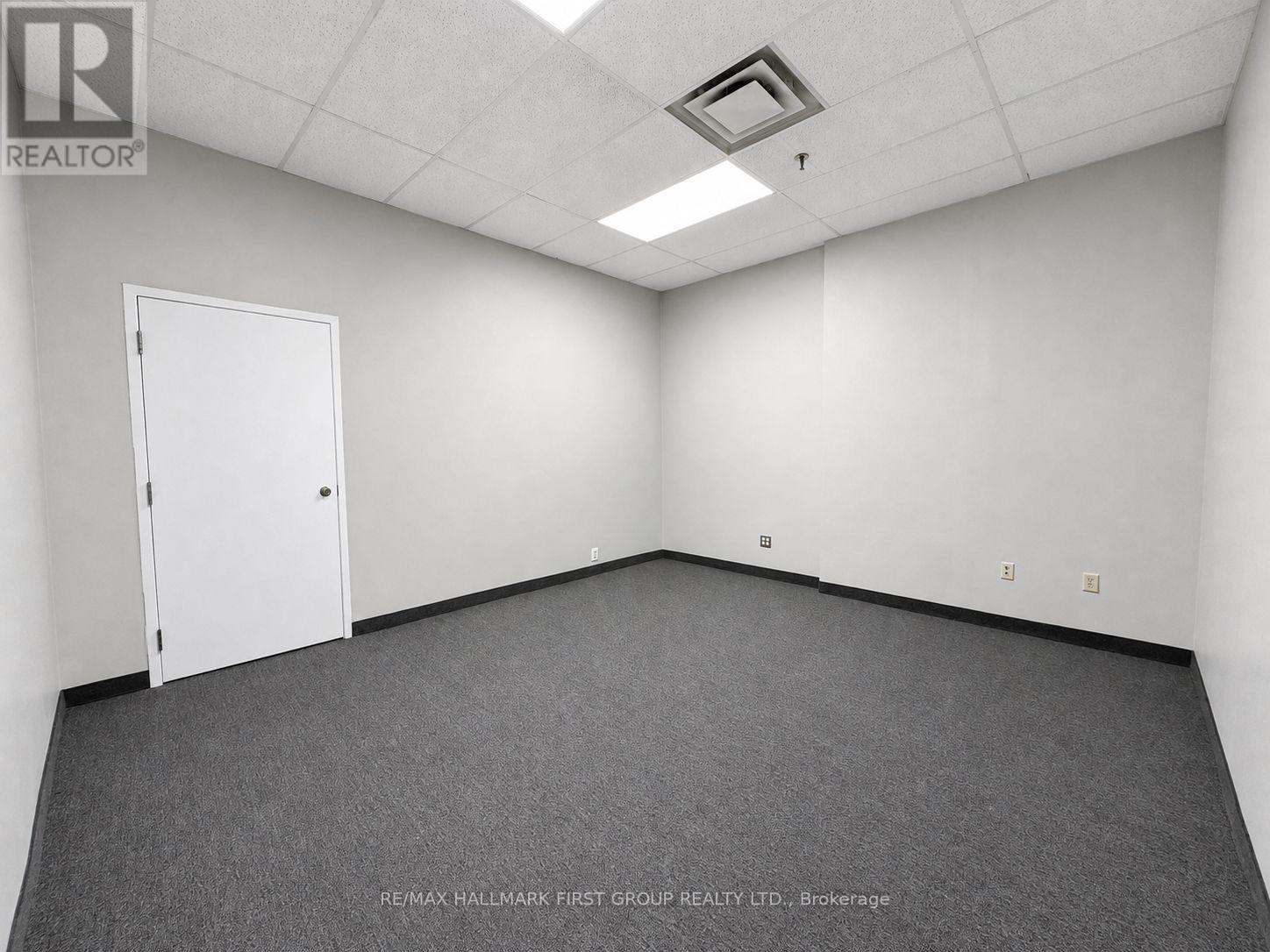 2 - 126 Commercial Avenue Property Photo 9
