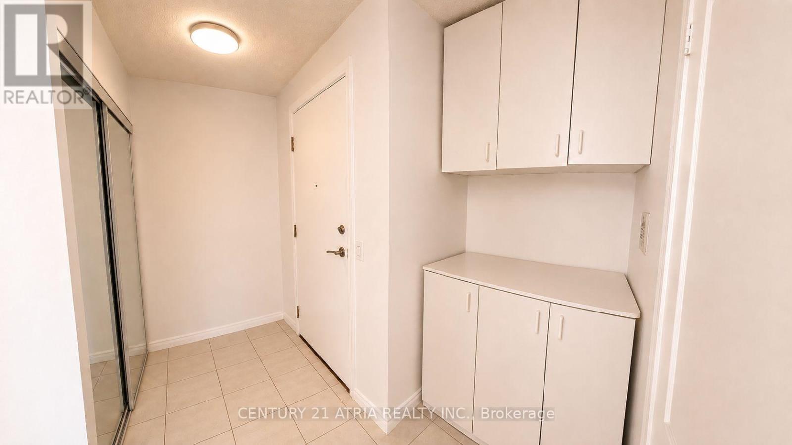 306 - 115 Omni Drive Property Photo 3