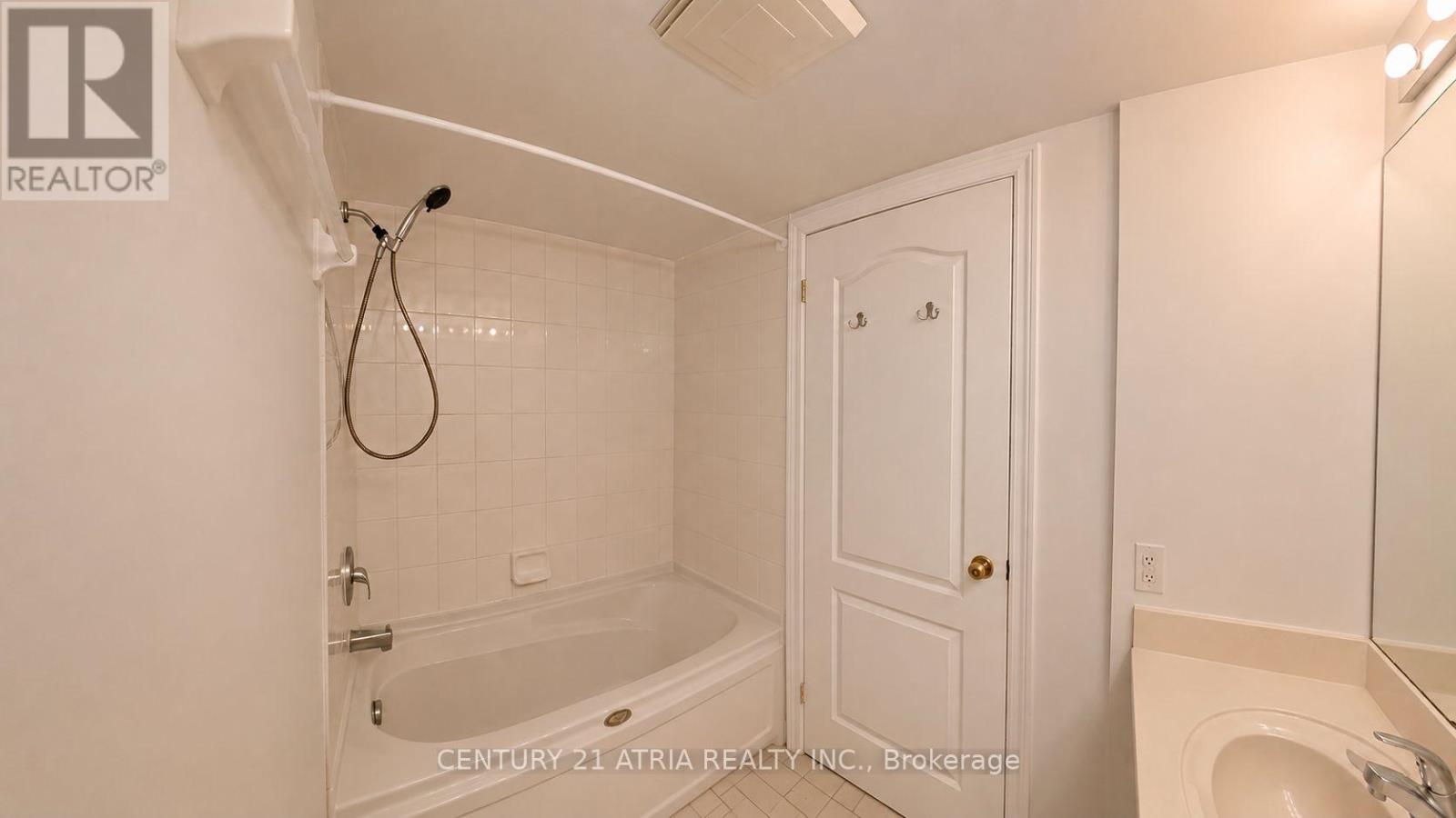 306 - 115 Omni Drive Property Photo 21