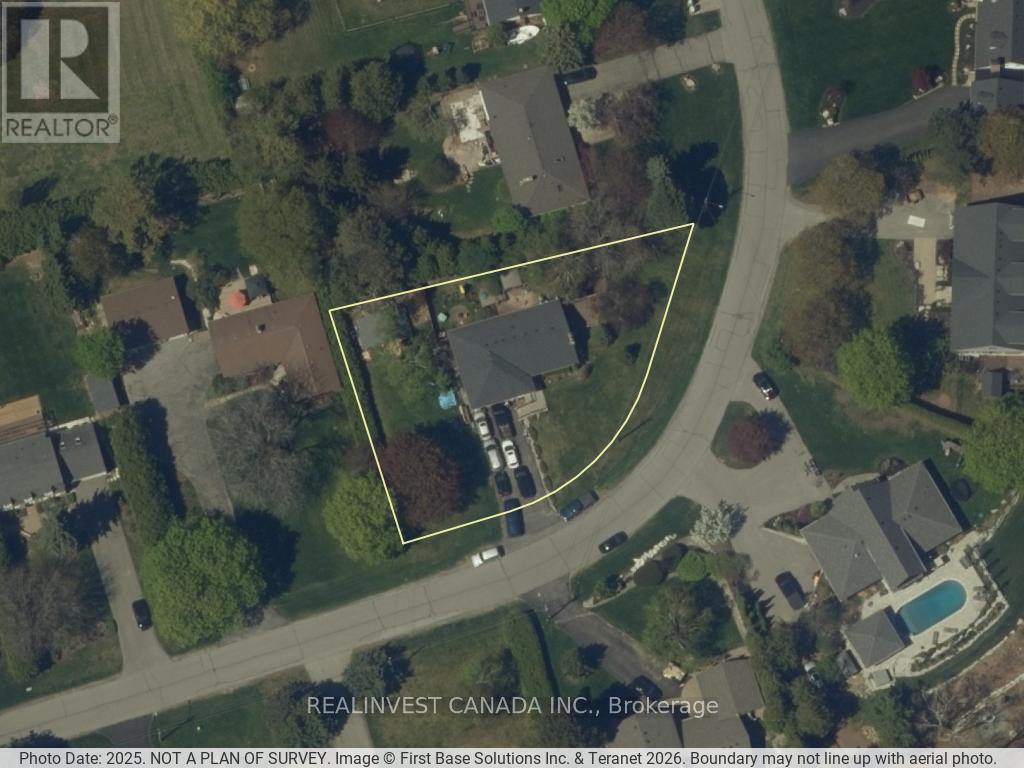 918 Pinecrest Road Property Photo 18