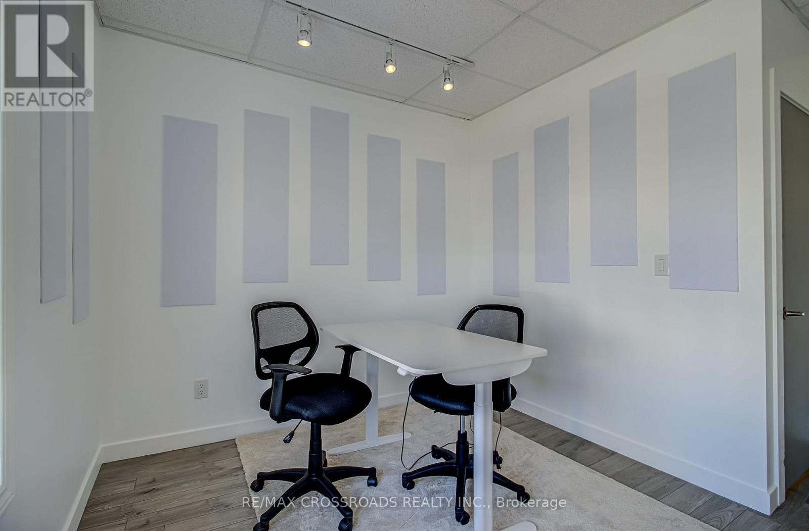 2nd Floor - 2017 Danforth Avenue Property Photo 21