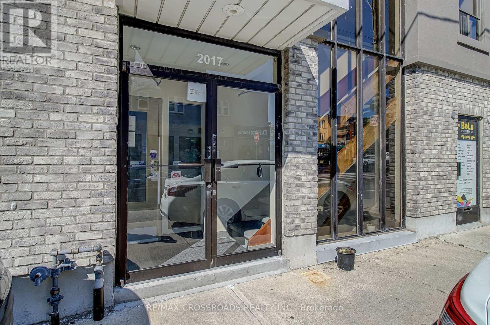 2nd Floor - 2017 Danforth Avenue Property Photo 27