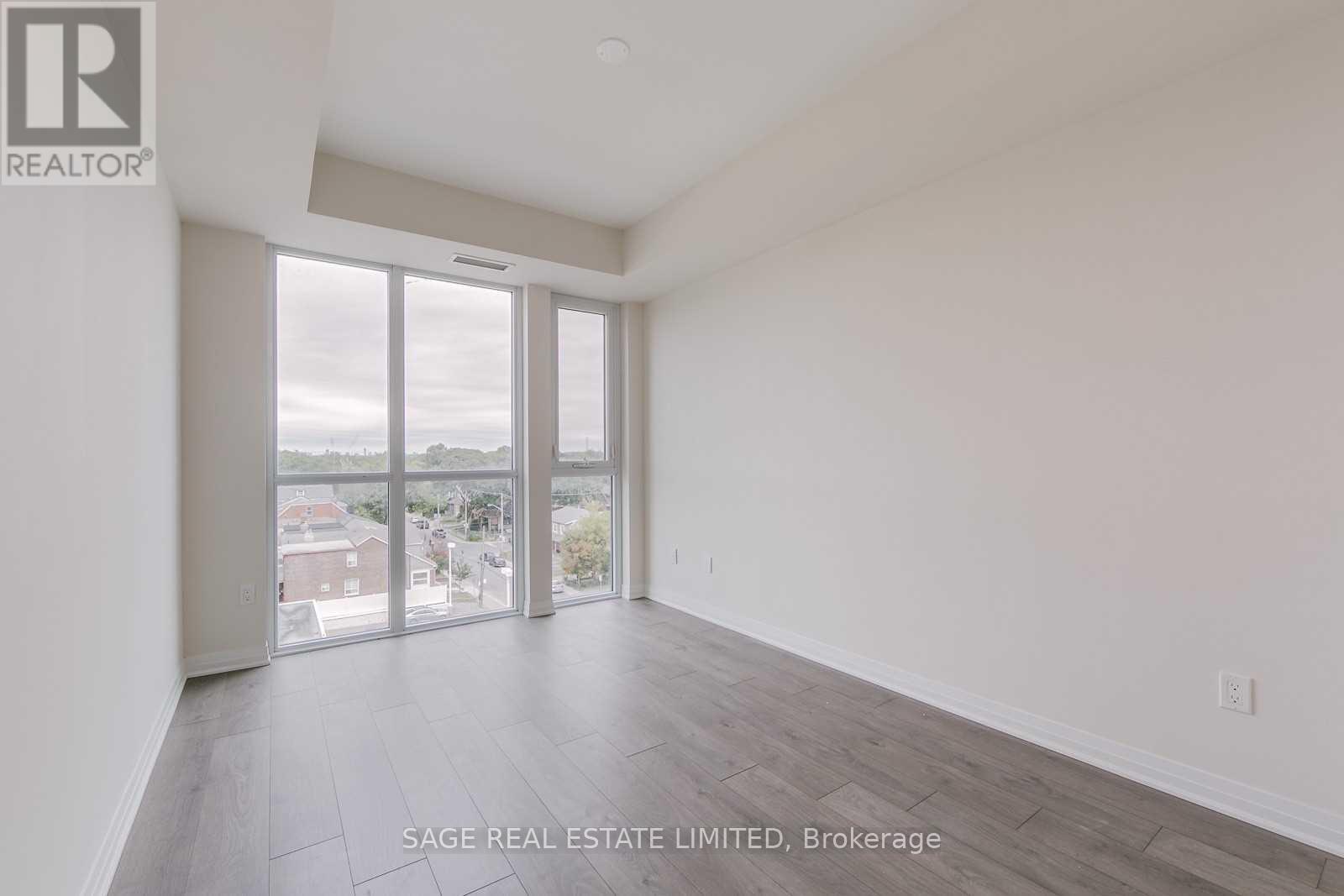 618 - 2301 Danforth Avenue Property Photo 12
