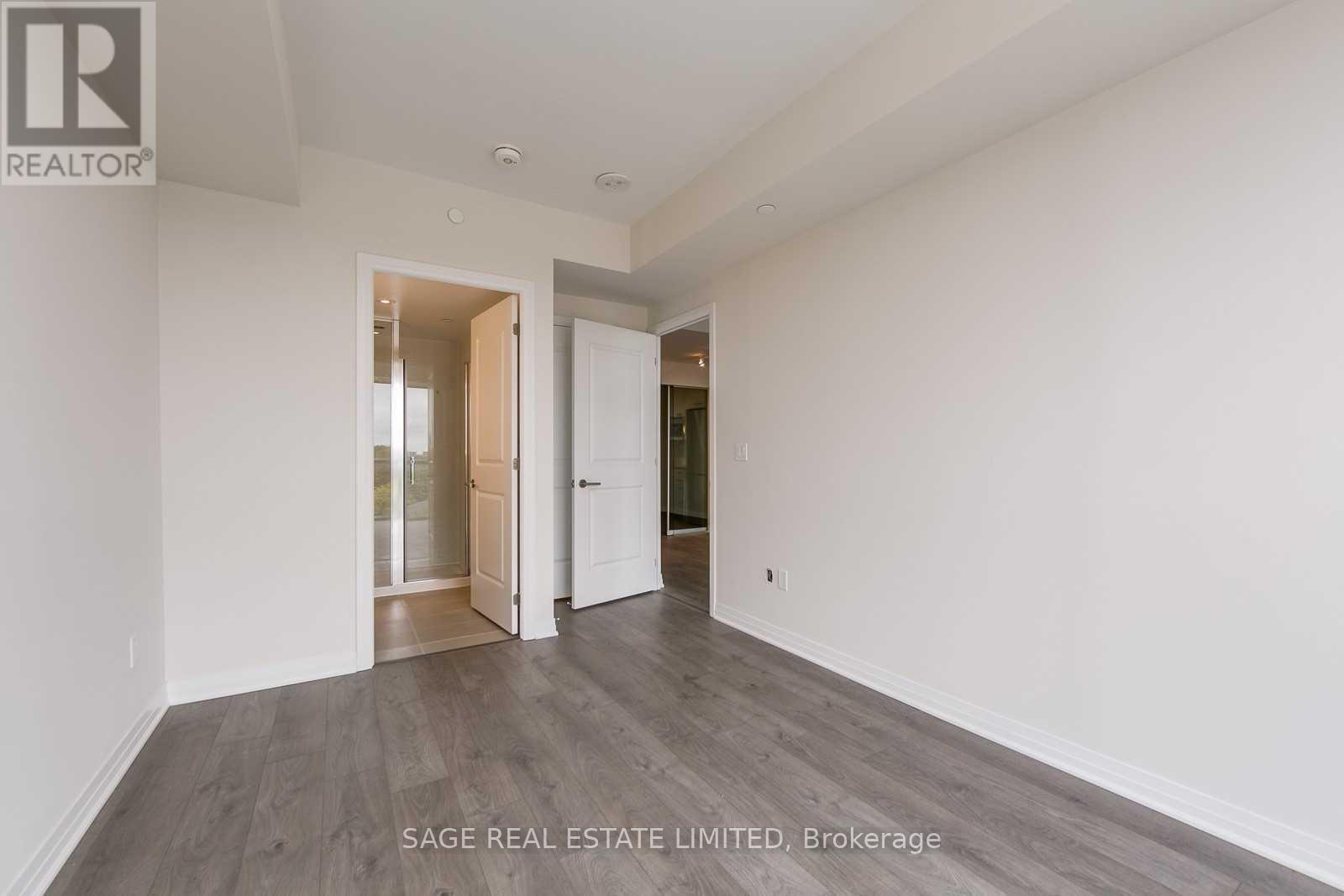 618 - 2301 Danforth Avenue Property Photo 13