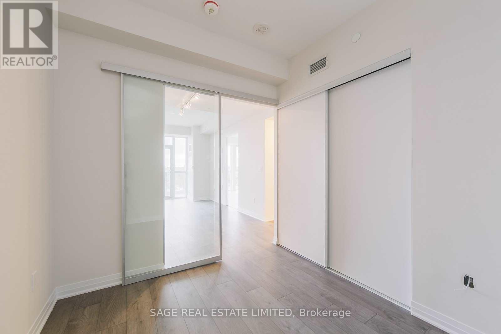 618 - 2301 Danforth Avenue Property Photo 18
