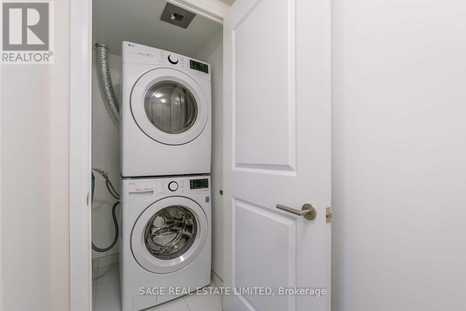 618 - 2301 Danforth Avenue Property Photo 21