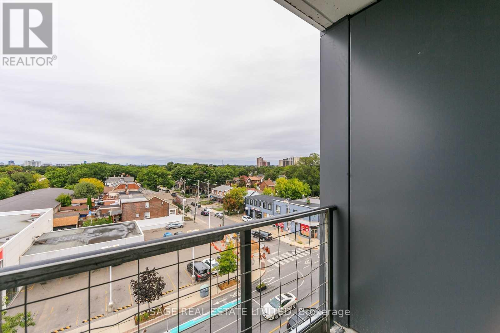 618 - 2301 Danforth Avenue Property Photo 22