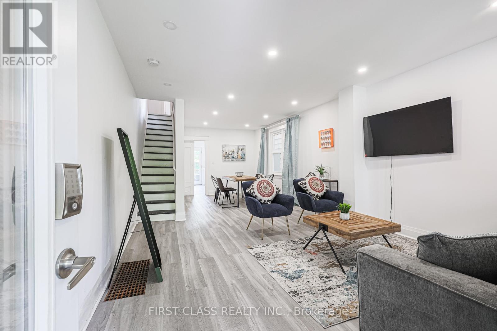 53 ALDRIDGE AVENUE Property Photo 1