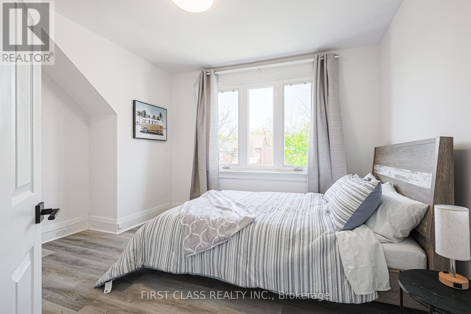 53 Aldridge Avenue Property Photo 18