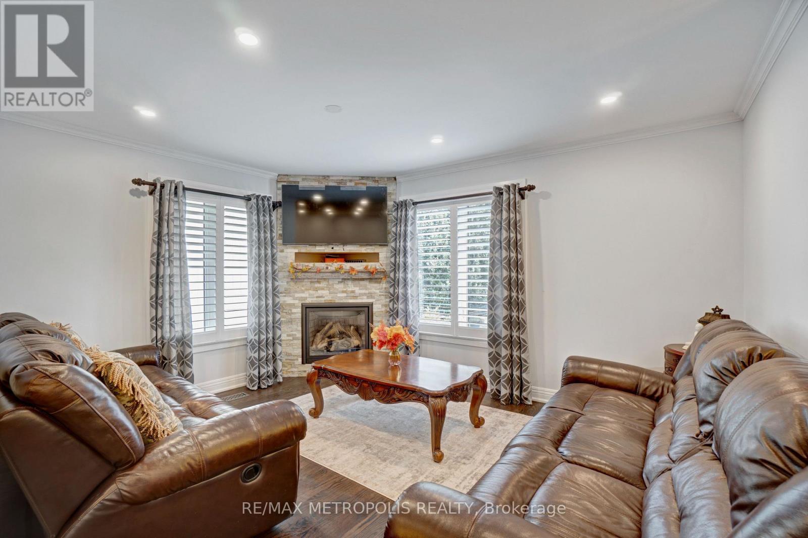 1872 Appleview Road Property Photo 7