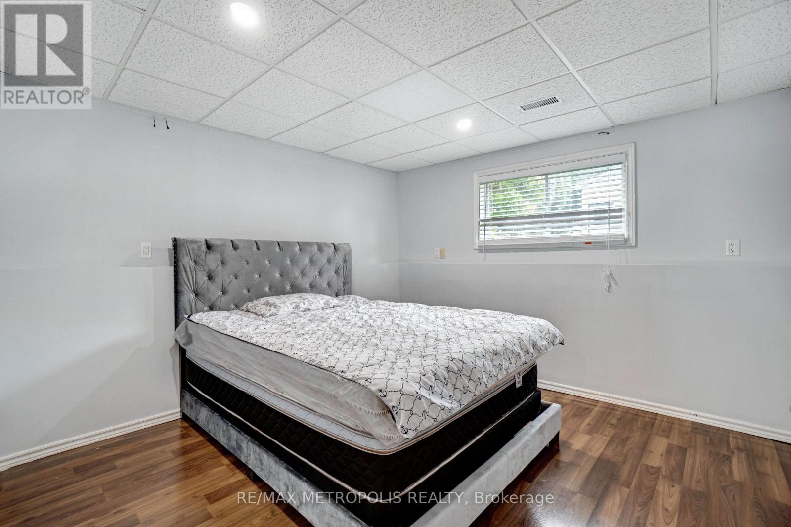 1872 Appleview Road Property Photo 34