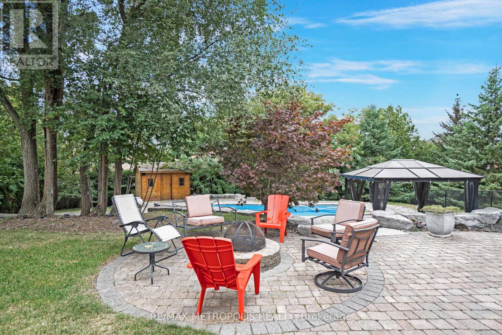1872 Appleview Road Property Photo 42